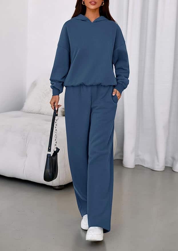 Casual Everyday Women Outfit Ideas for Comfort-First Living